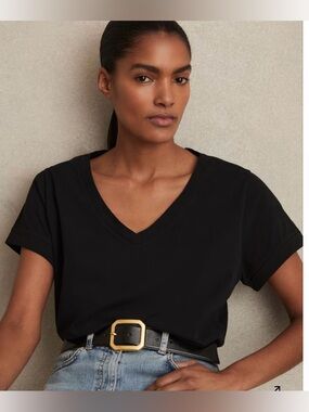 REISS Luna Brushed Cotton V-Neck T-Shirt in Black Size M